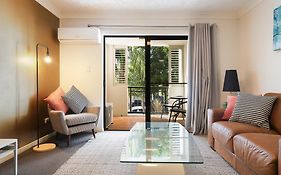 Stylish Beachside 1Br Apartment